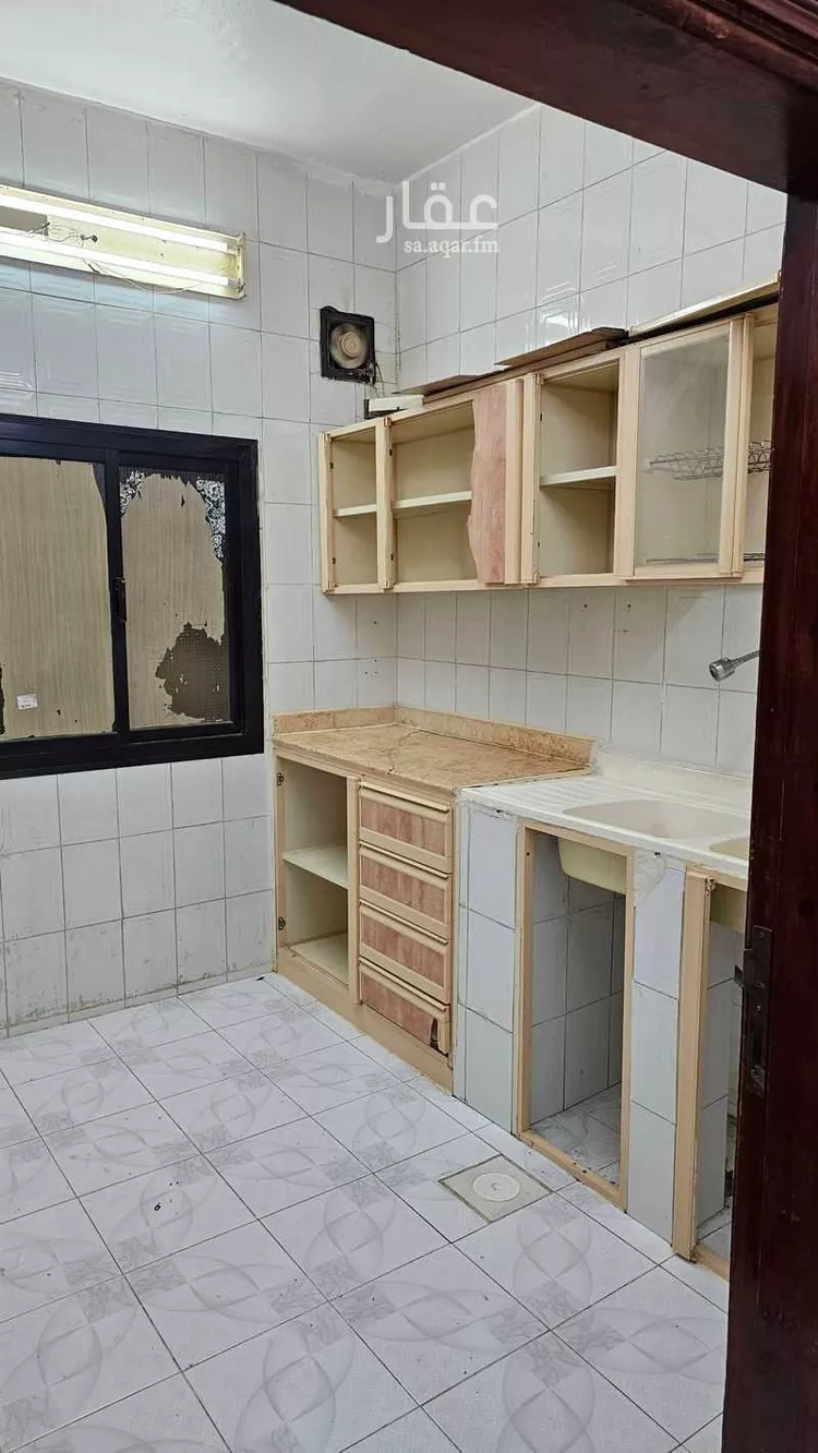 Warehouse for Rent in Al Bahah Al Dhafyr صورة 5