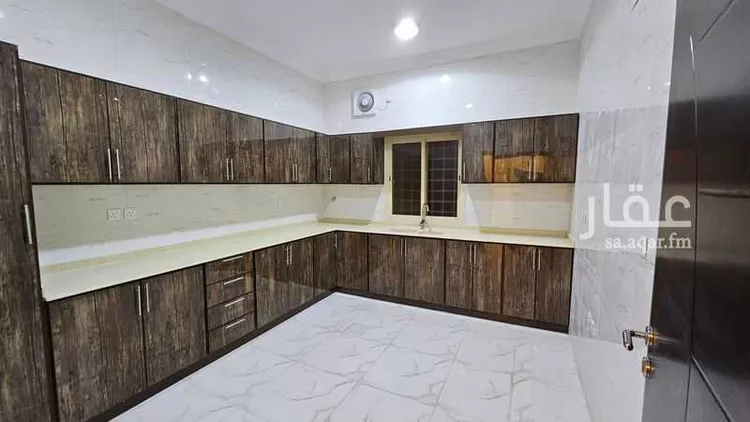 مستودع للإيجار في شارع 8227222, حي الأمل, مدينة بلجرشى, منطقة الباحة