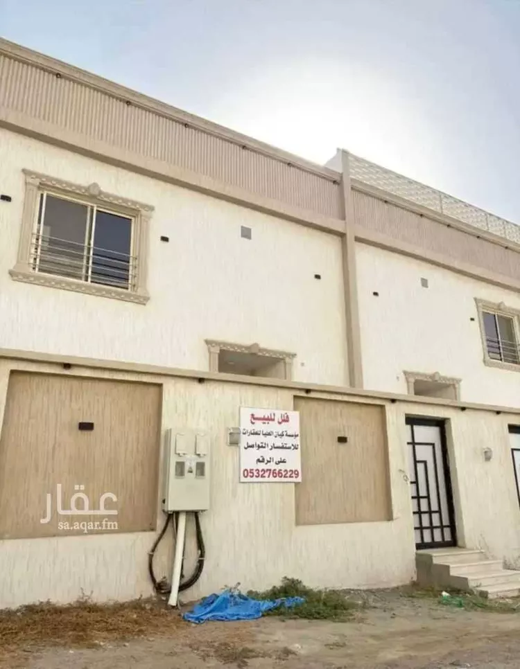 فيلا للبيع في شارع أنس بن قتادة, حي المنتزة, مدينة المخواة, منطقة الباحة