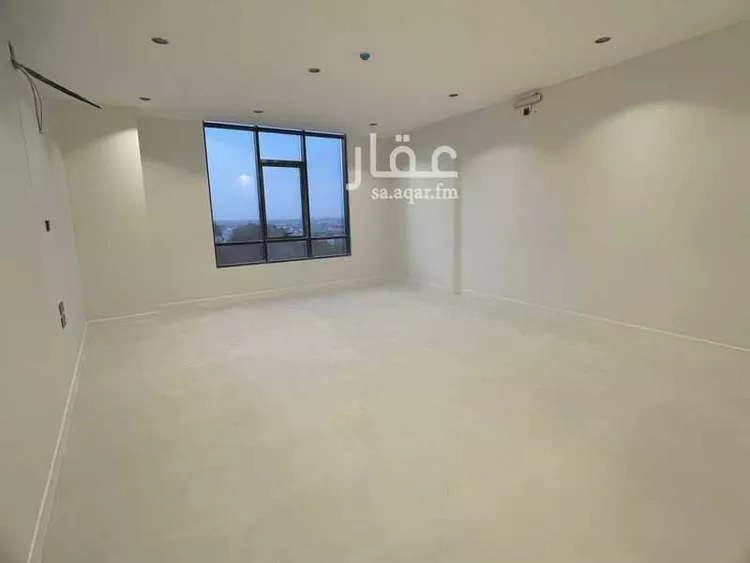 مكتب تجاري للإيجار في شارع الامام محمد بن سعود, حي الظرفة, مدينة خميس مشيط, منطقة عسير صورة 2