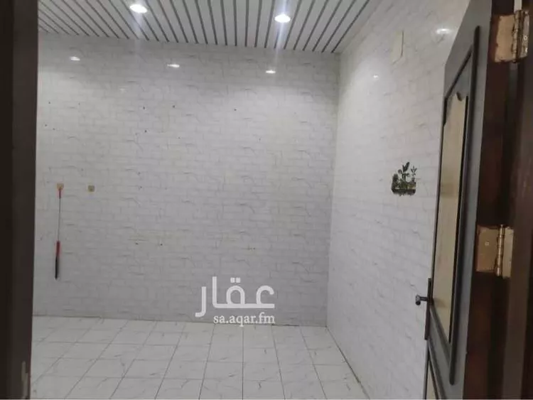 شقة للإيجار في شارع أبي بكر بن عبدالله, حي العزيزية, مدينة الرياض, منطقة الرياض صورة 2