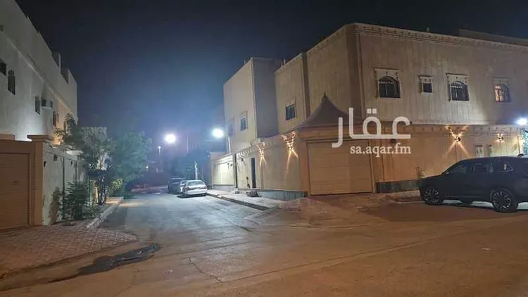 فيلا للبيع في شارع ال دريس, حي ظهرة العودة شرق, مدينة الدرعية, منطقة الرياض صورة 2