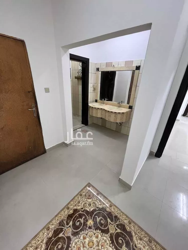 شقة للإيجار في شارع الديوان, حي العزيزية, مدينة الرياض, منطقة الرياض صورة 2