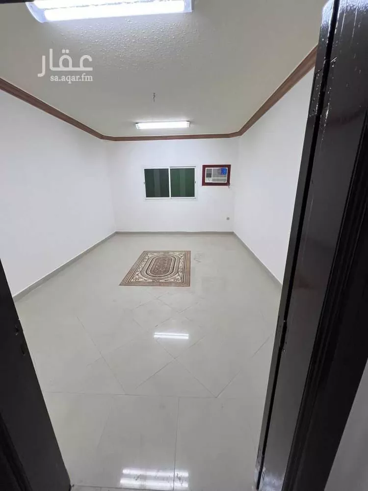 شقة للإيجار في شارع الديوان, حي العزيزية, مدينة الرياض, منطقة الرياض صورة 4