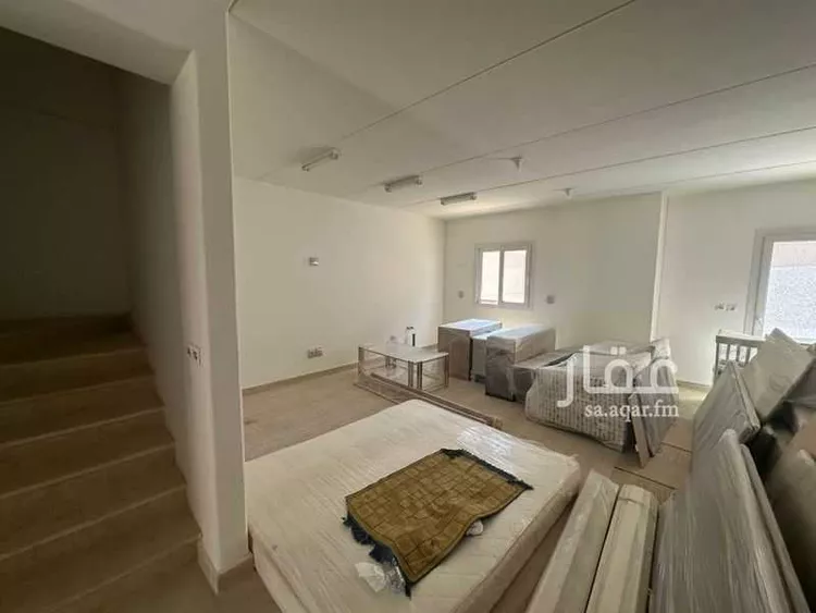 فيلا للإيجار في شارع أبي الغنائم الكتان ، حي مطار الملك خالد الدولي ، الرياض ، منطقة الرياض