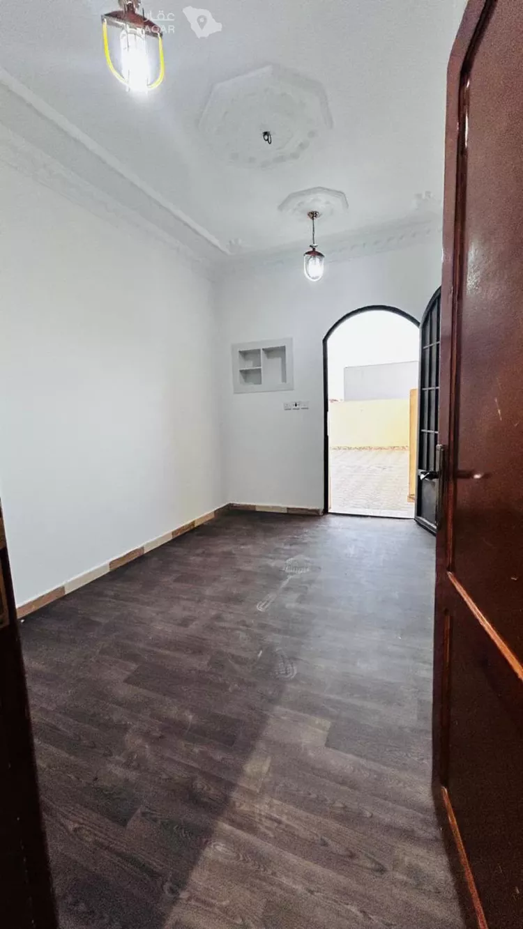 شقة للإيجار في شارع الفرسان 5 ، حي الفرسان ، سكاكا ، منطقة الجوف