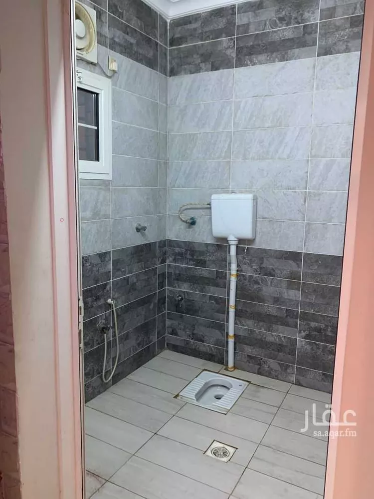 Floor for Rent in Abu `Arish Ar Rabie 10