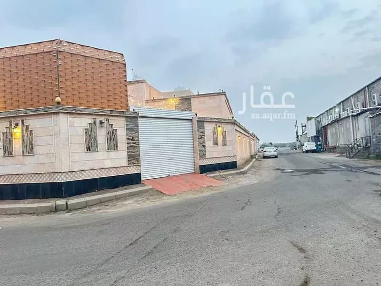 Floor for Rent in Abu `Arish Ar Rabie 21