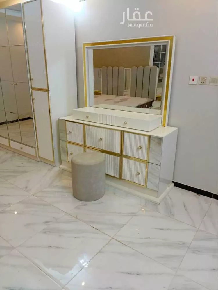 Floor for Rent in Abu `Arish Ar Rabie 12