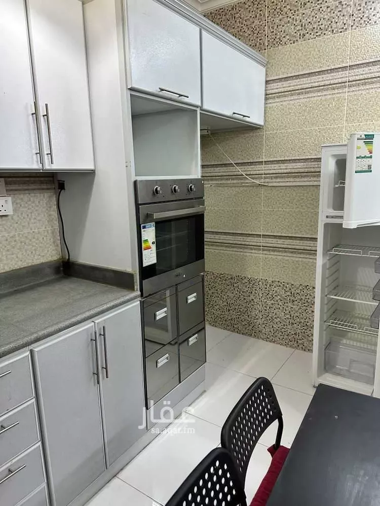 Floor for Rent in Abu `Arish Ar Rabie 28
