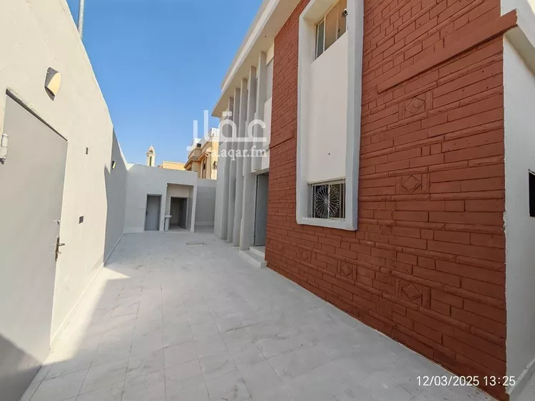 دور للإيجار في شارع عبدالرحمن ابن عقبة, حي الرفيعة, مدينة بريدة, منطقة القصيم