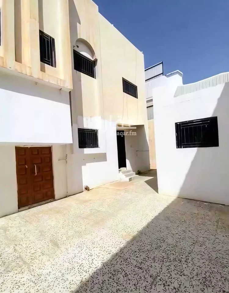 فيلا للبيع في شارع ابن محيصن, حي الصفراء, مدينة بريدة, منطقة القصيم 12