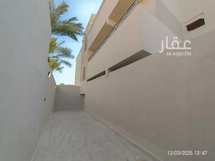 دور للإيجار في شارع عبدالرحمن ابن عقبة, حي الرفيعة, مدينة بريدة, منطقة القصيم صورة 4