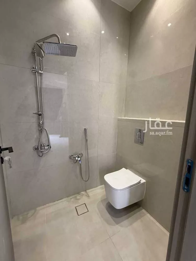 دور للبيع في شارع الضياء, حي الجنادرية, مدينة الرياض, منطقة الرياض صورة 5
