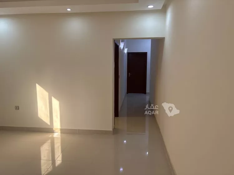 دور للبيع في شارع عمرو بن سفيان, حي الجامعة, مدينة الخرج, منطقة الرياض صورة 5