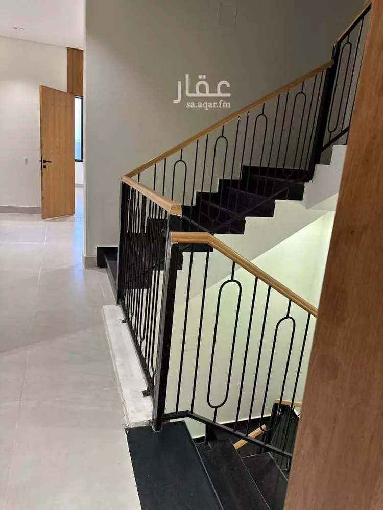 فيلا للبيع في شارع جرش, حي ظهرة لبن, مدينة الرياض, منطقة الرياض صورة 3