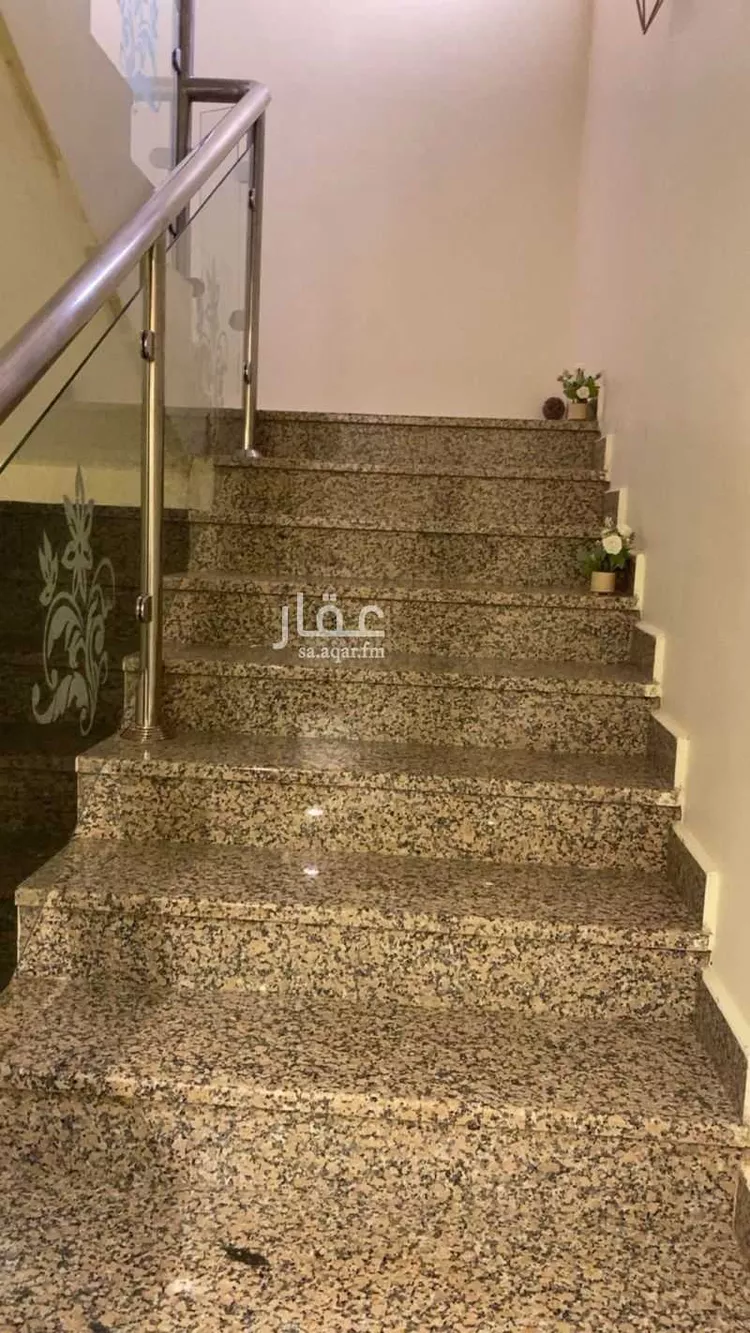 فيلا للإيجار في شارع ابن زرقان, حي المهدية, مدينة الرياض, منطقة الرياض صورة 3