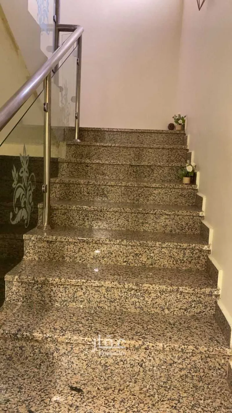 فيلا للإيجار في شارع ابن زرقان, حي المهدية, مدينة الرياض, منطقة الرياض