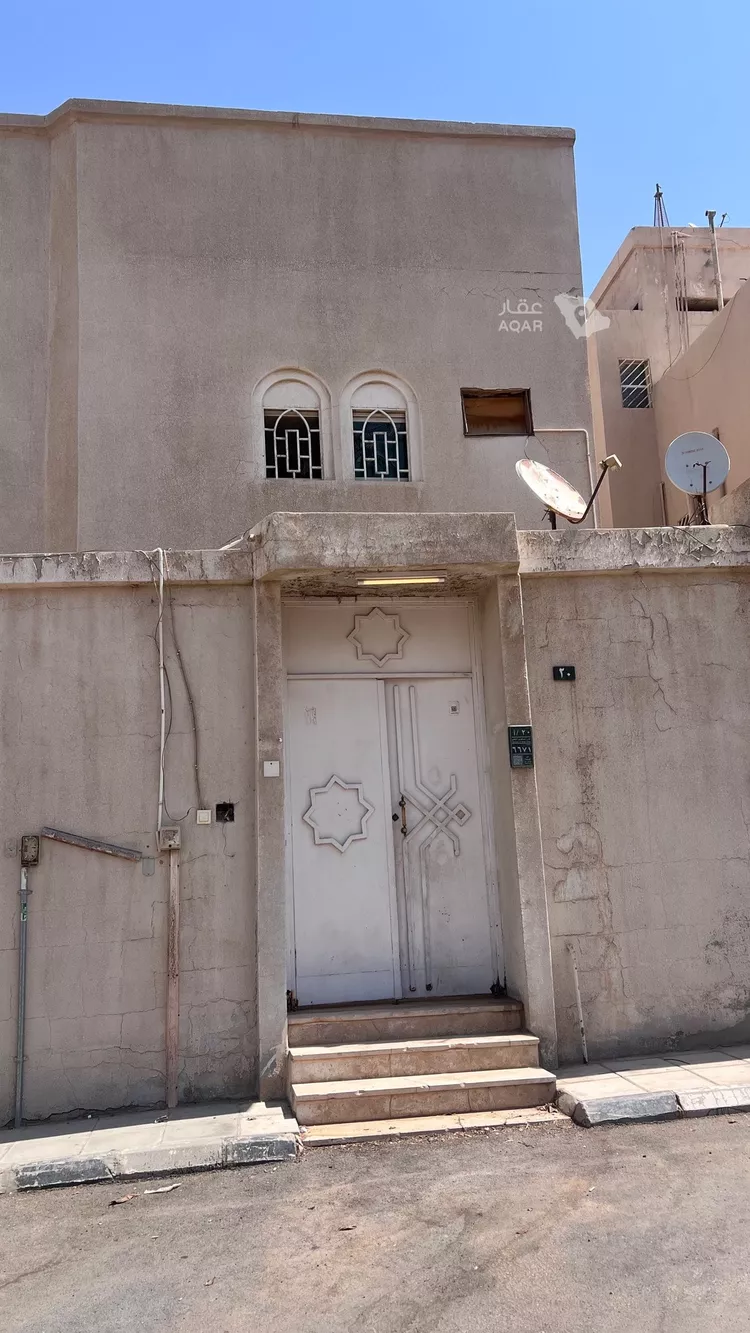 فيلا للبيع في شارع عبدالعزيز الباهلي, حي الفيحاء, مدينة الرياض, منطقة الرياض