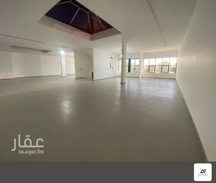 مكتب تجاري للإيجار في شارع أبي عبيدة عامر بن الجراح, حي السعادة, مدينة الرياض, منطقة الرياض صورة 2