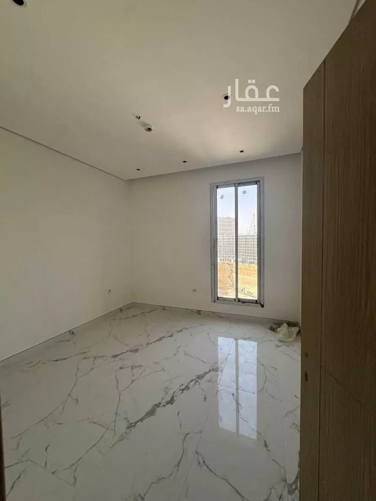 عمارة للبيع في شارع الجامعه, حي الملز, مدينة الرياض, منطقة الرياض صورة 2