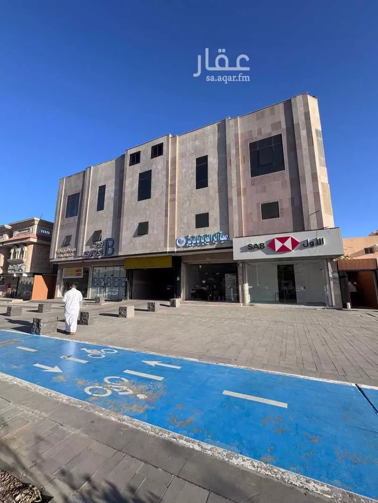 محل للإيجار في شارع الامام مسلم, حي الدفاع, مدينة المدينه المنوره, منطقة المدينة المنورة