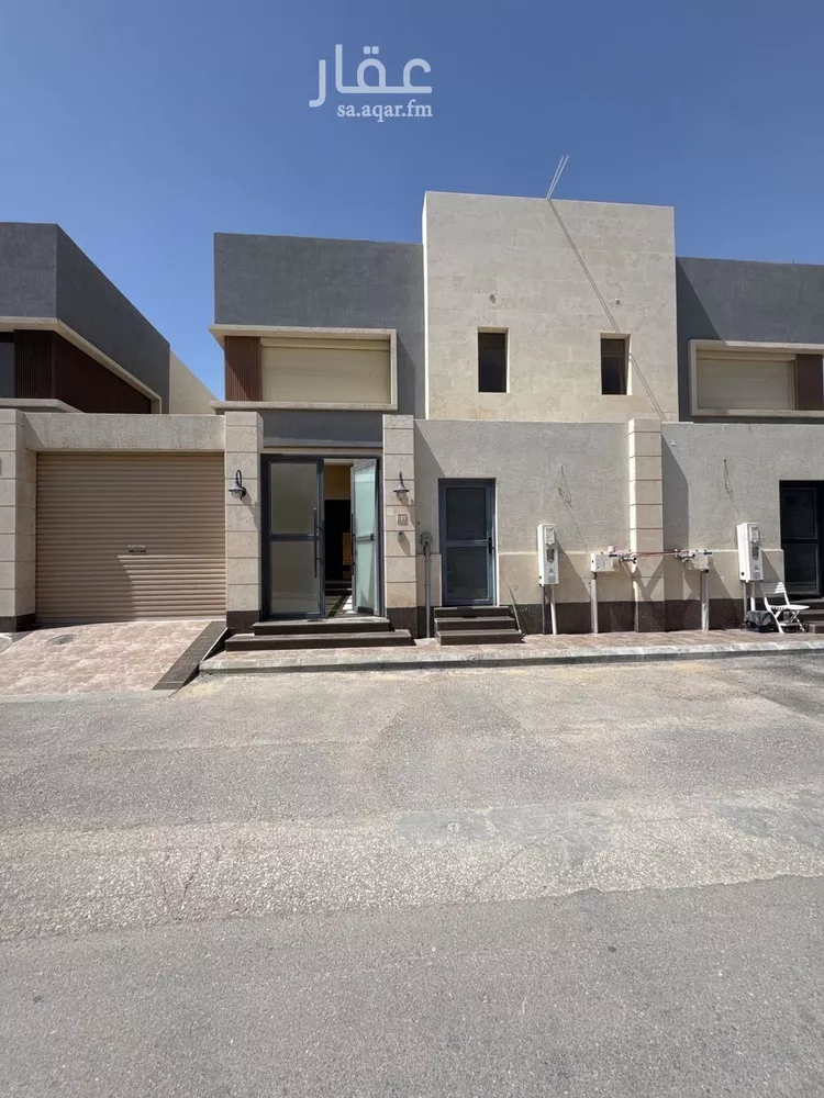 فيلا للإيجار في شارع صدقة الكيال, حي الراكة الجنوبية, مدينة الخبر, المنطقة الشرقية 1 صورة