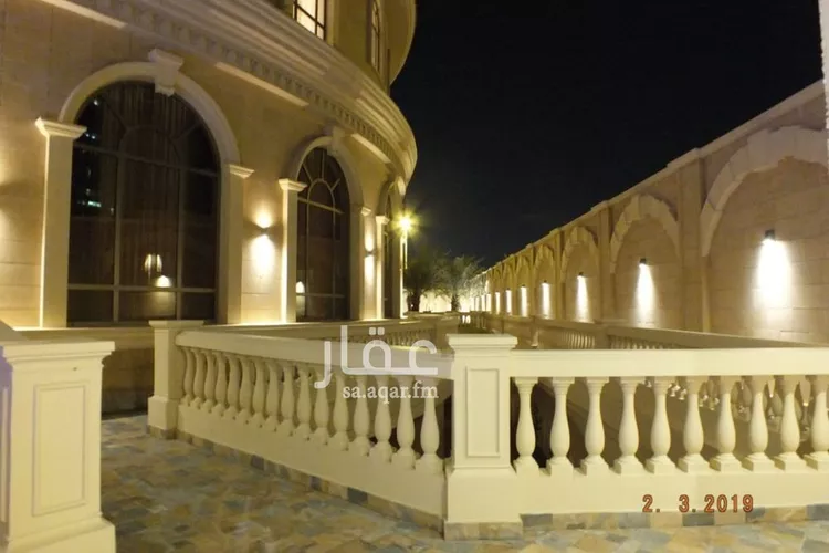 فيلا للبيع في شارع طريق الملك سلمان بن عبدالعزيز, حي الحزام الأخضر, مدينة الخبر, المنطقة الشرقية صورة 2