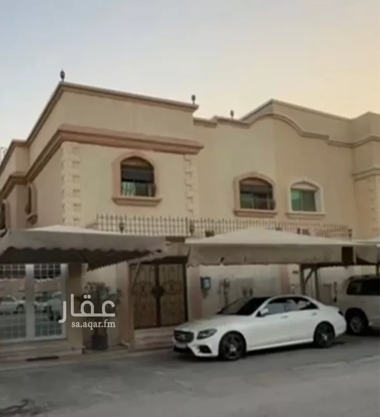 فيلا للبيع في شارع عبد الله بن طارق, حي الصفاء, مدينة الدمام, المنطقة الشرقية