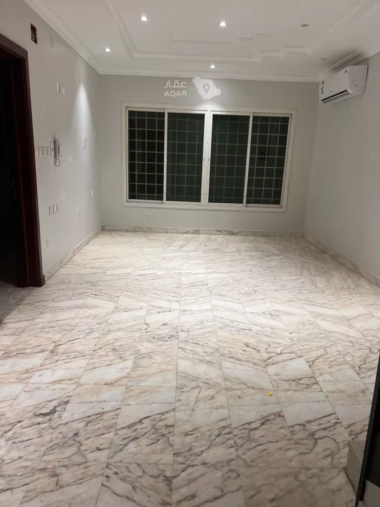 فيلا للإيجار في شارع النمرة, حي الربوة, مدينة الرياض, منطقة الرياض 4