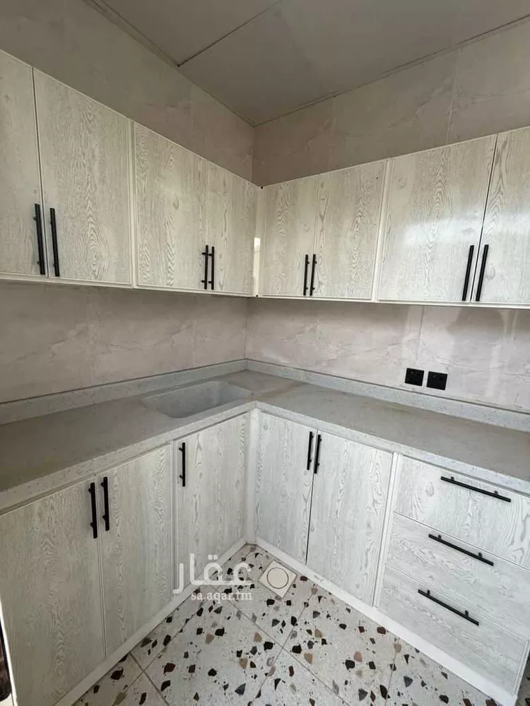 دور للبيع في شارع قرطبة, حي الغدير, مدينة ابها, منطقة عسير