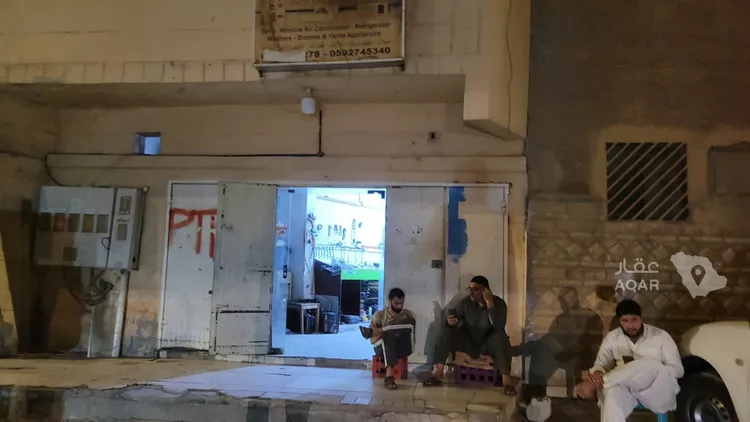 عمارة للبيع في شارع سلمان الحبشي ، حي الخالدية ، الرياض ، منطقة الرياض
