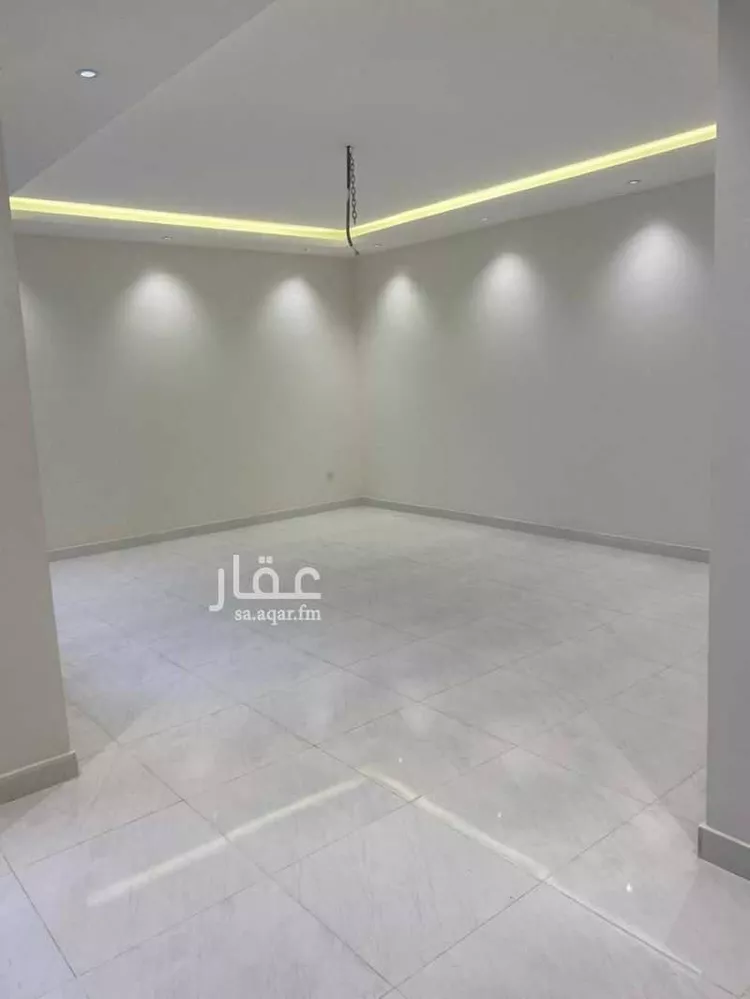 Villa for Sale in Riyadh Al Janadriyah 8