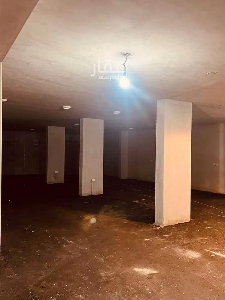Warehouse for Rent in Khamis Mushait Al Wahah صورة 2