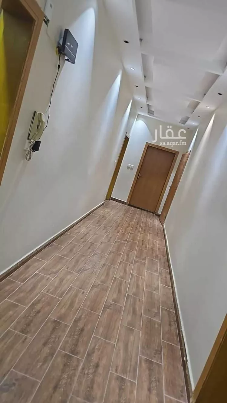 فيلا للبيع في شارع محمد بن حسين, حي السويس 1, مدينة جازان, منطقة جازان صورة 3