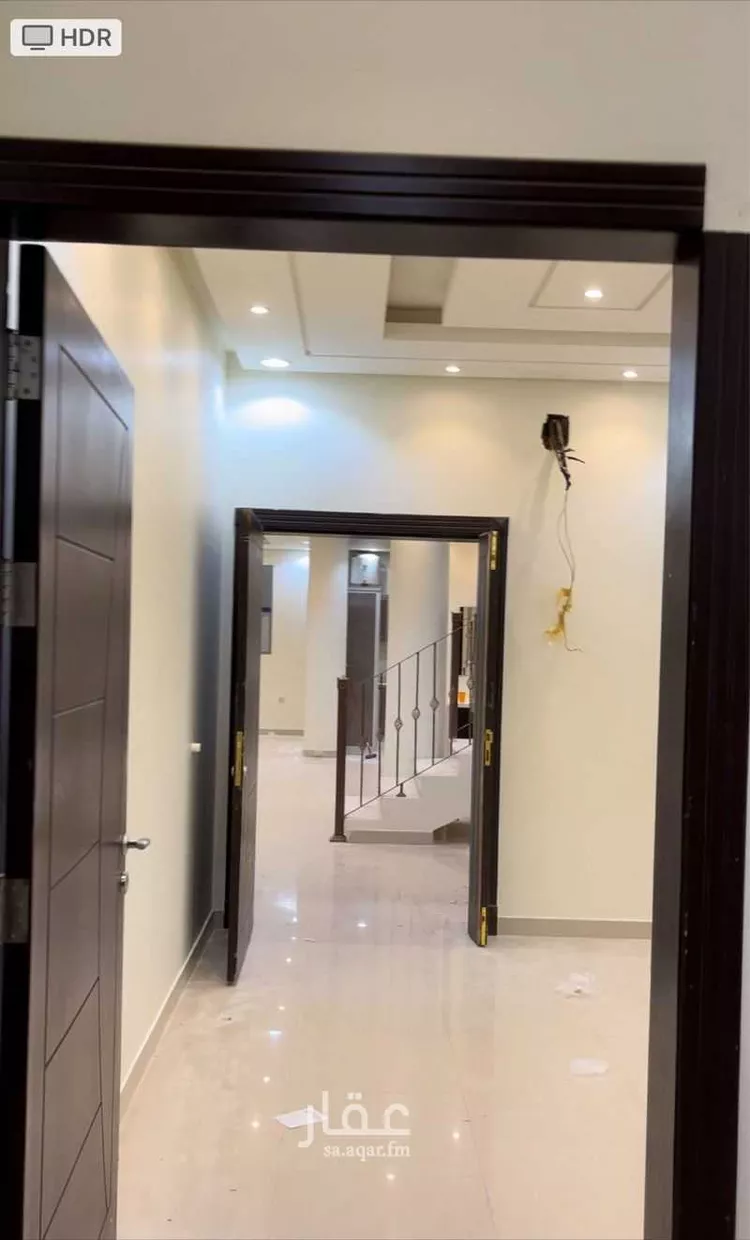 فيلا للبيع في شارع الدرب, حي الياسمين, مدينة الرياض, منطقة الرياض صورة 3