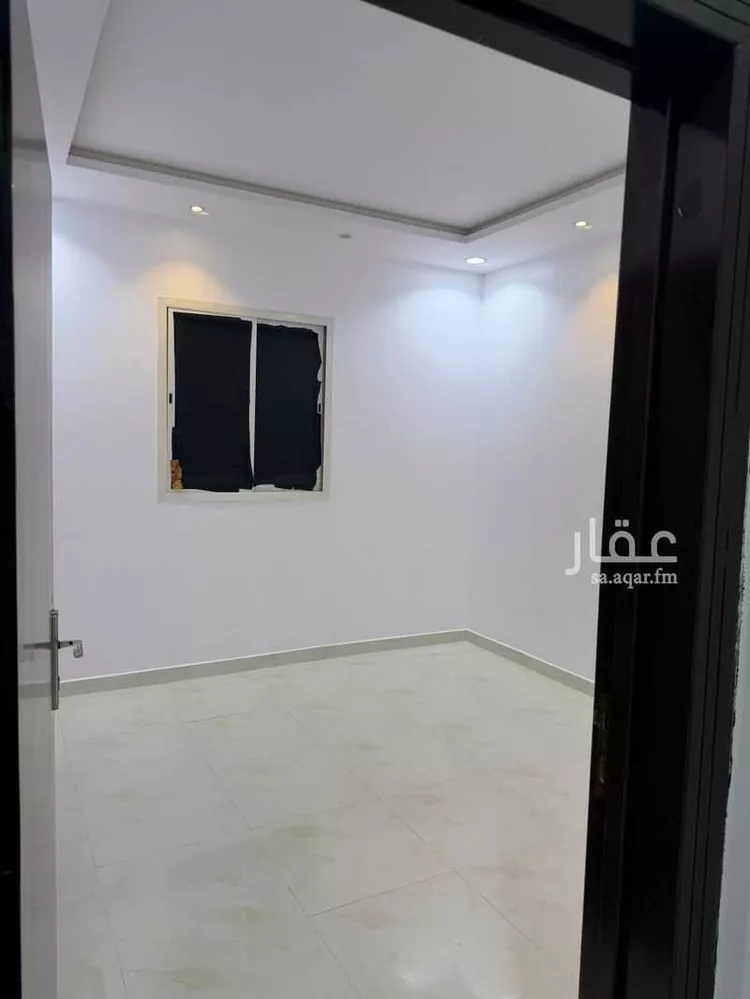 شقة للإيجار في شارع محمد بن سلامة الكرخي ، حي السعادة ، الرياض ، منطقة الرياض صورة 3