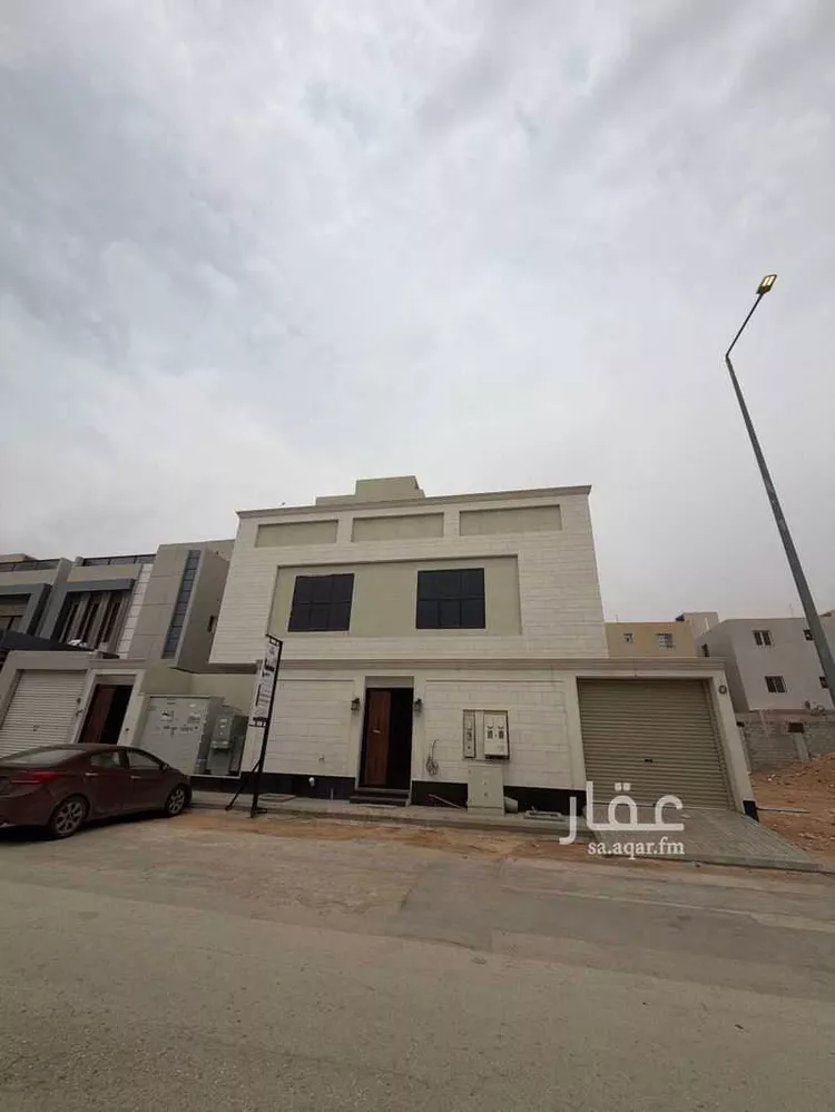 فيلا للبيع في شارع إبراهيم بن إدريس المالكي, حي الرمال, مدينة الرياض, منطقة الرياض صورة 2