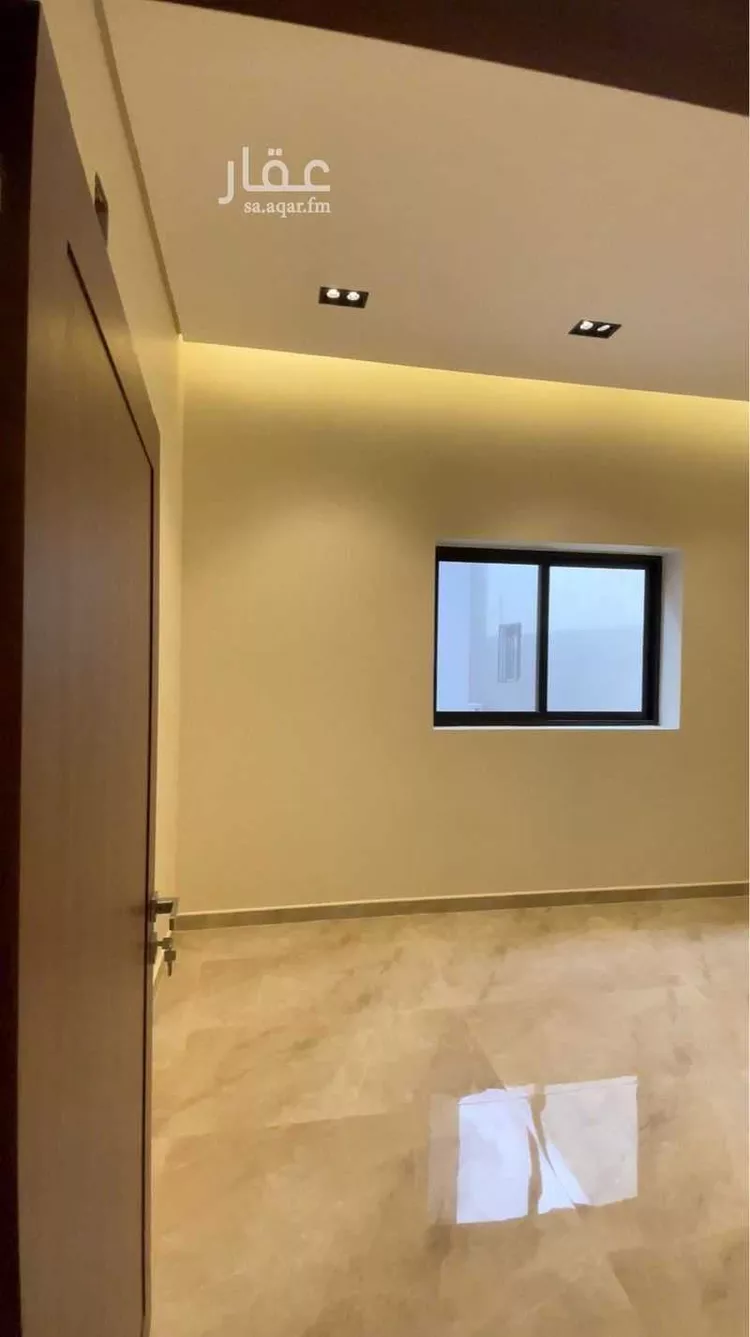 دور للبيع في شارع إبراهيم بن إدريس المالكي, حي الرمال, مدينة الرياض, منطقة الرياض 1 صورة