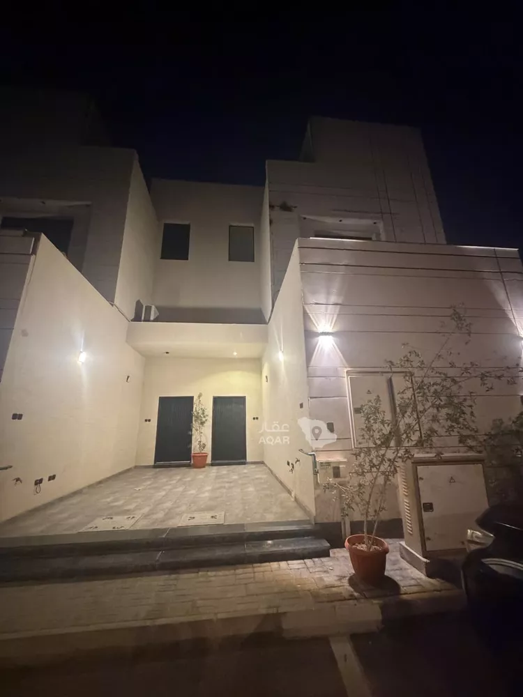 Floor for Rent in Riyadh Al Khaleej