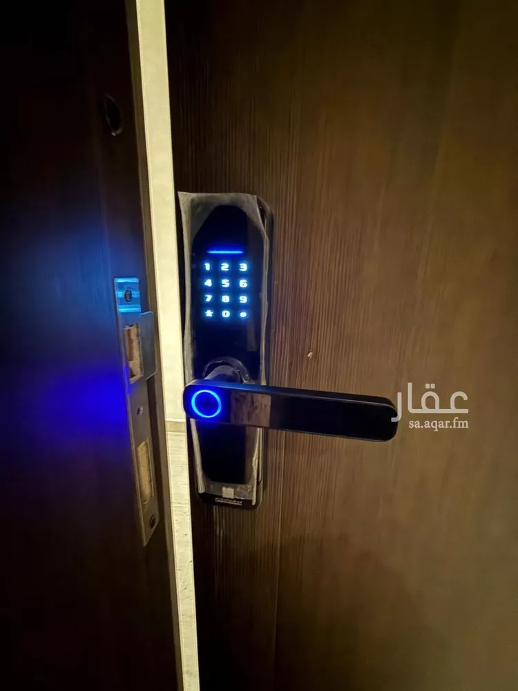 شقة للبيع في شارع محمد بن ناصر المبارك, حي عرقة, مدينة الرياض, منطقة الرياض صورة 3