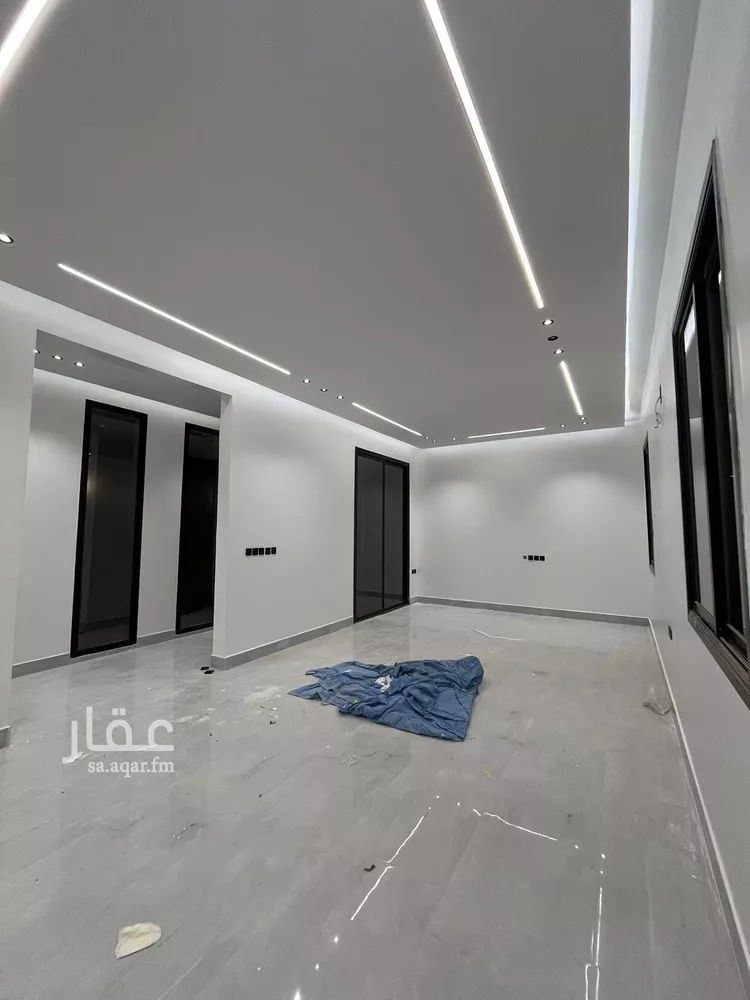 فيلا للبيع في شارع الجنادريه, حي الجنادرية, مدينة الرياض, منطقة الرياض 7