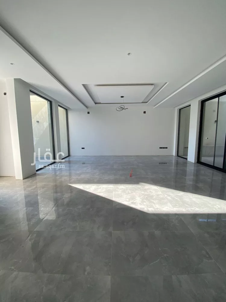 فيلا للبيع في شارع محمد بن زين العابدين, حي المهدية, مدينة الرياض, منطقة الرياض