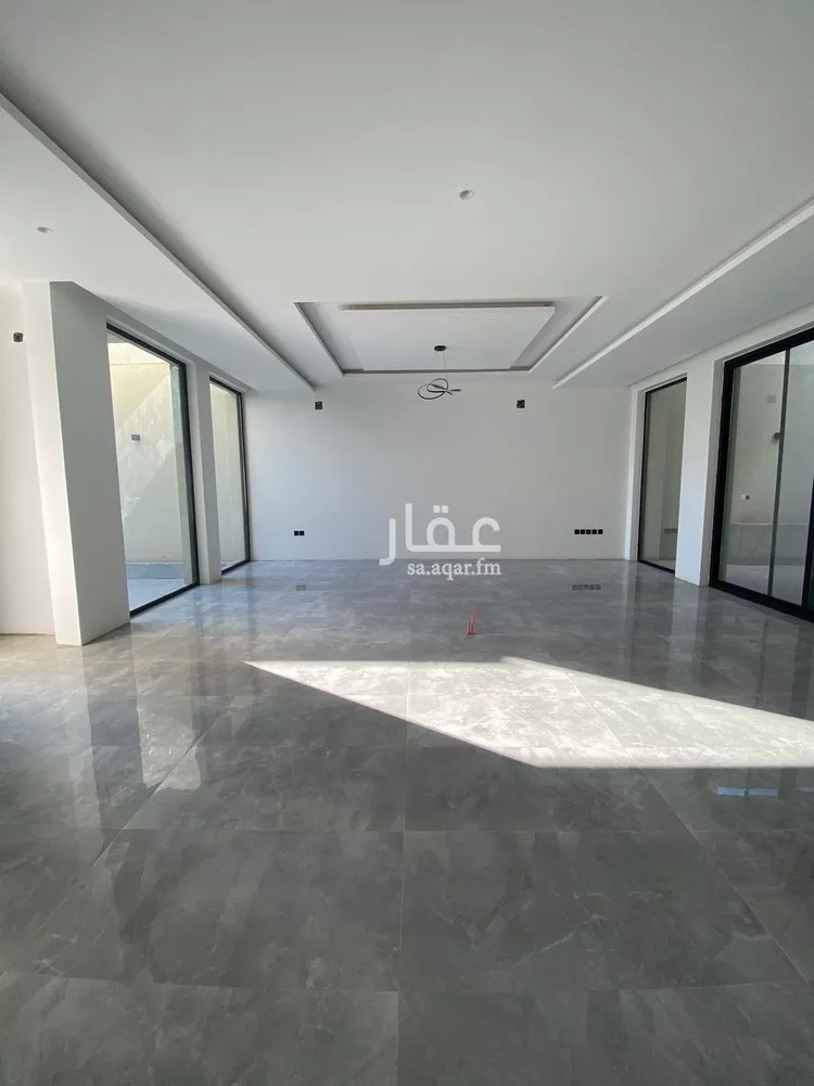 فيلا للإيجار في شارع محمد بن زين العابدين, حي المهدية, مدينة الرياض, منطقة الرياض