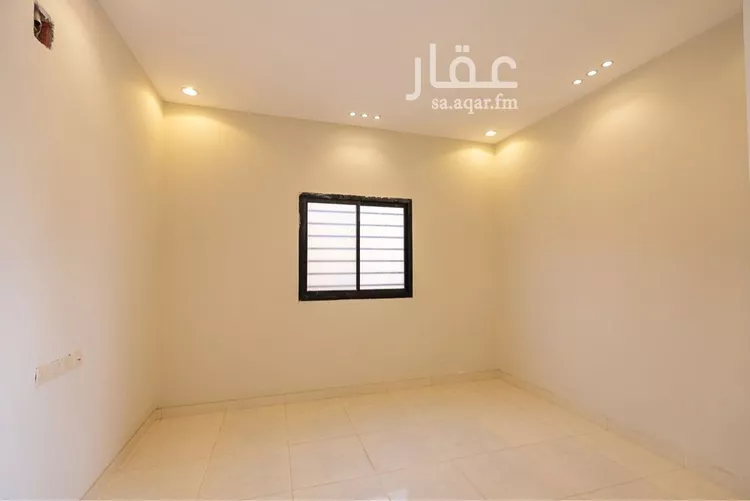 عمارة للإيجار في شارع ابوقرون, حي ضاحية نمار, مدينة الرياض, منطقة الرياض 7