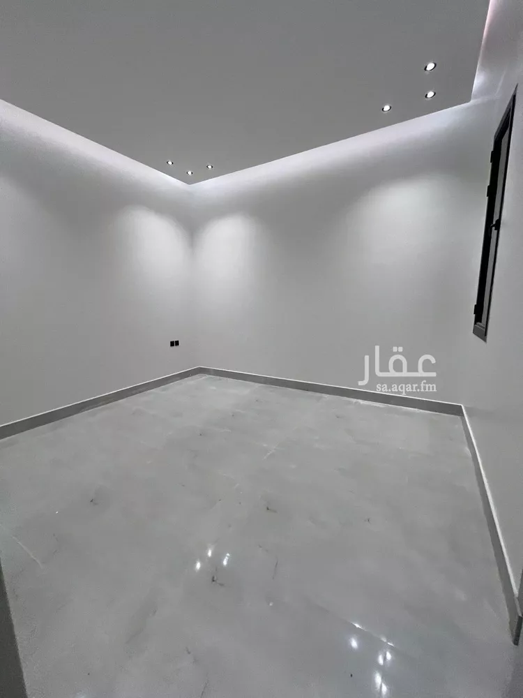 دور للبيع في شارع الجنادريه, حي الجنادرية, مدينة الرياض, منطقة الرياض صورة 3