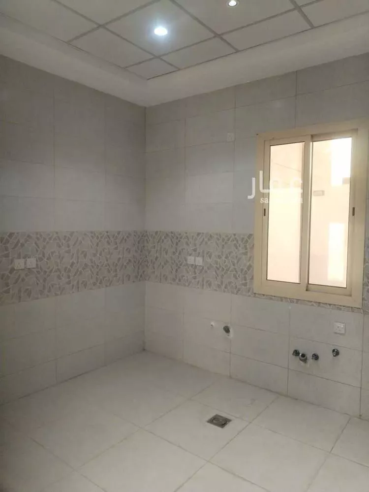 شقة للإيجار في شارع حبيب بن محمد بن داود, حي السكب, مدينة المدينة المنورة, منطقة المدينة المنورة صورة 3