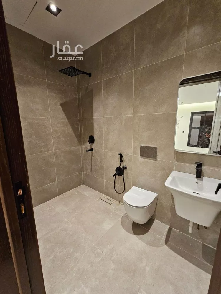دور للبيع في شارع عبدالرحمن بن سلمة, حي المونسية, مدينة الرياض, منطقة الرياض صورة 4