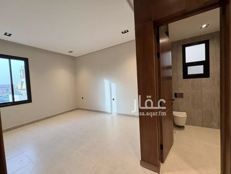 دور للبيع في شارع نويعمه, حي اليرموك, مدينة الرياض, منطقة الرياض صورة 2