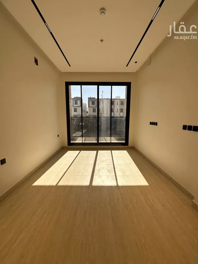 شقة للبيع في شارع مطلق بن صالح بن مطلق, حي إشبيلية, مدينة الرياض, منطقة الرياض 8